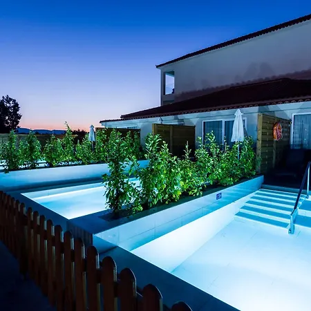 Exotica Otel 3*
